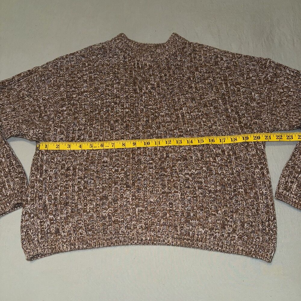 Universal Thread Textured Tan Crew Neck Sweater - Picture 5 of 7